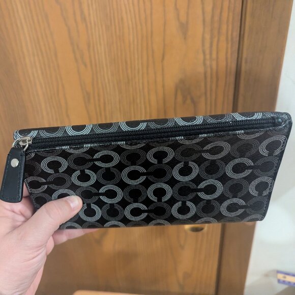 Coach Signature Optic C Logo Black/Lavender Trifold Full Size Wallet - Picture 3 of 7